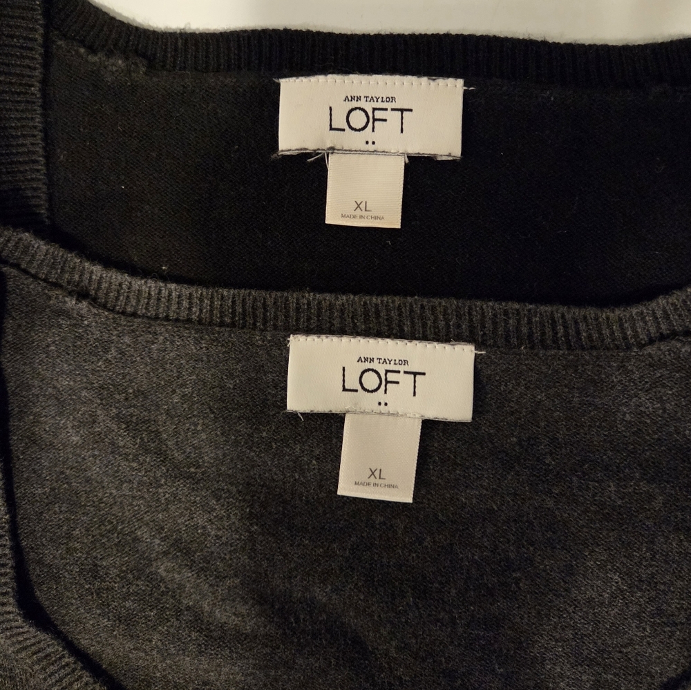 ☆2/$25☆ LOFT Ladies XL Lightweight LS 100% Cotton V-neck Black & Gray Sweaters